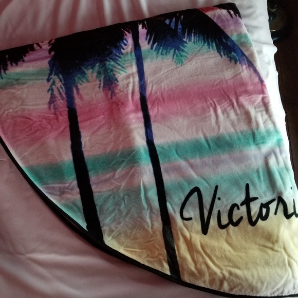 Victoria's Secret | Bath | Victorias Secret Beach Towel | Poshmark